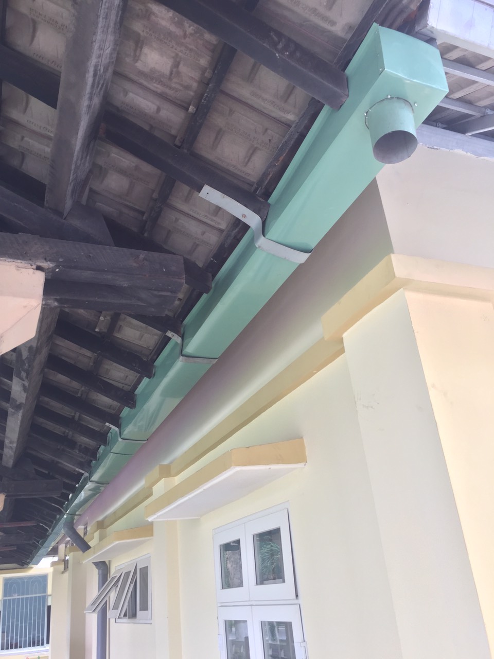 thi công lắp đặt Máng xối Bình Dương .13